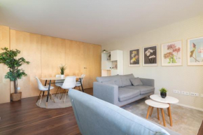 Host Wise - Restful Minimalist Flat - Balcony